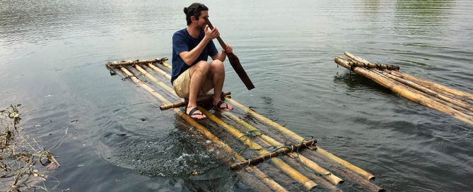 Bambu sala binme çalışmalarım Kwai nehri